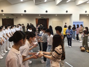 6B70CB4D-F8DB-4DFC-8A01-B034F6099956