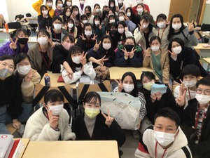 9842CCFA-A0AF-4035-81D6-6A127A2871D0
