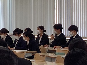562A8EF9-481A-4319-95B3-A8292283E10C