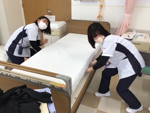 9AC4D051-2257-4524-A7CE-545E6372EC62