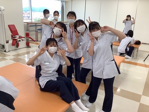 92A08CEE-5D14-4FA2-8298-C3EF51A083C3