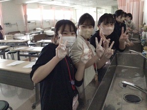 2D7C8F8D-1070-47C9-9ED4-091A841E0B22