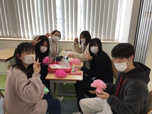 CD60F956-8F29-425E-844B-31B20E882368