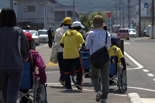 車いす　介助体験授業 035