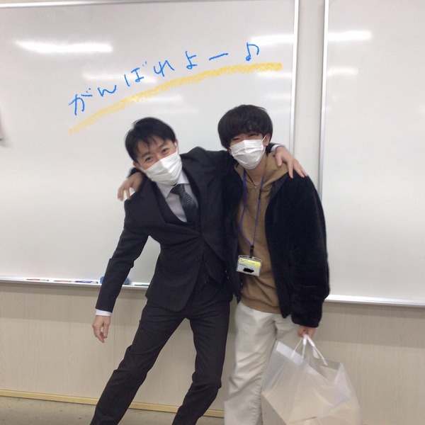 CF23FFC2-82E2-4795-B28E-4E73F0A86991