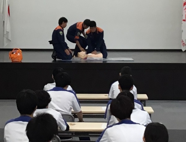 BLS実演披露②